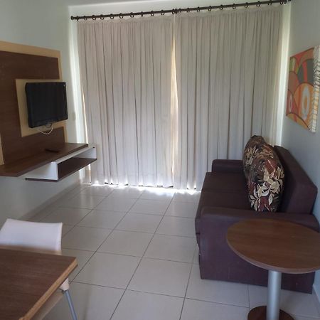Aldeia Do Lago - Beira Do Lago Caldas Novas Exterior photo